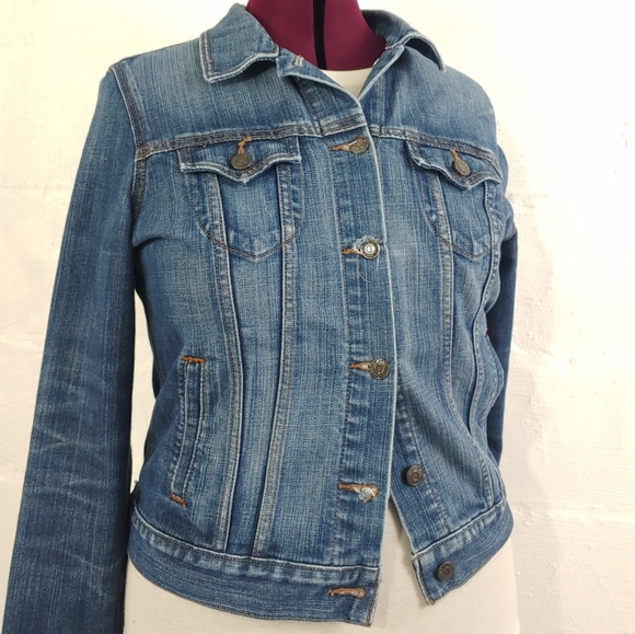Old Navy Jackets & Blazers - OLD NAVY JEAN JACKET(348)